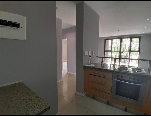 2 BEDROOM APARTMENT FOR SALE IN ROOIHUISKRAAL NORTH